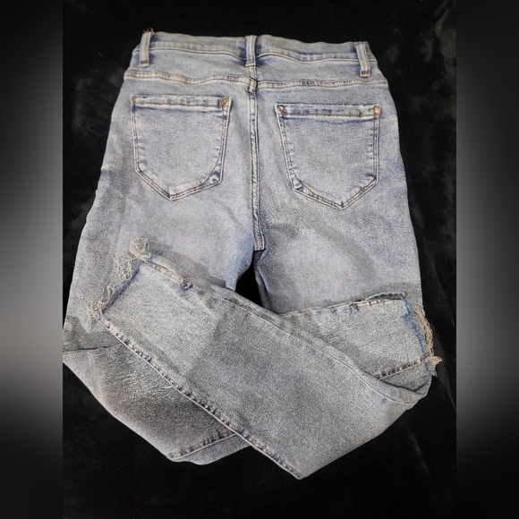 Kensie Denim - Kensie-Vintage Luxe-Kelsey High Rise Skinny-Acid Wash Ankle Length Jeans- Size 8